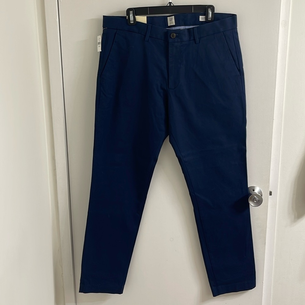 NWT Gap 34x30 Slim Pants for Men